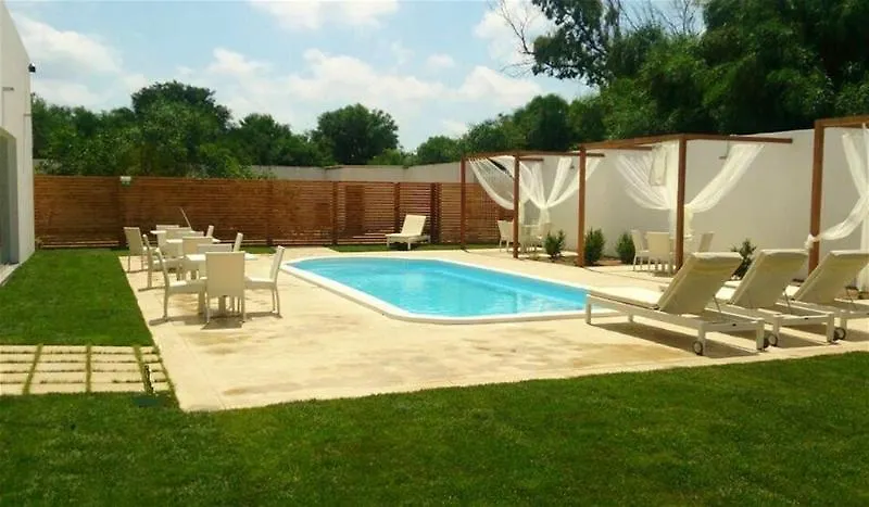 Summertime Hotel Cabras
