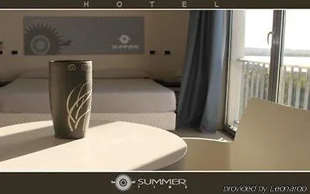Summertime Hotel 까브라스