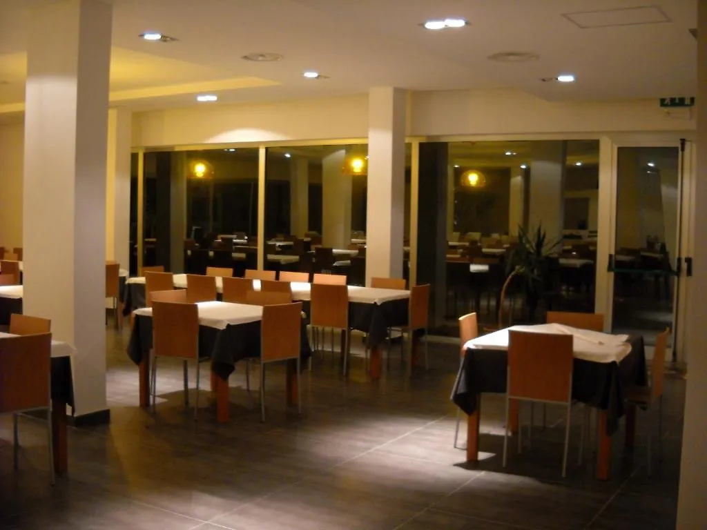 Summertime Hotel Cabras